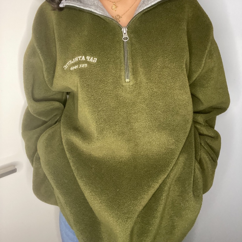 olive green gap quarter zip sweater